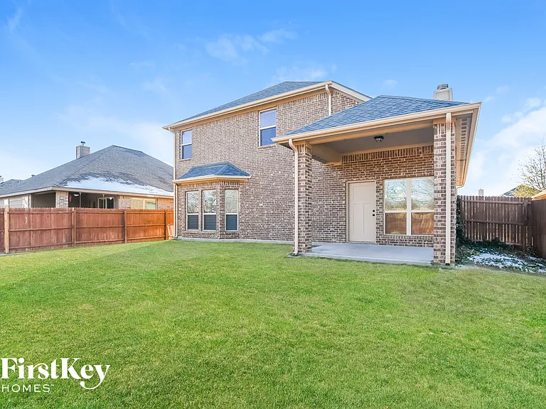 7428 Durness Dr — Photo 15