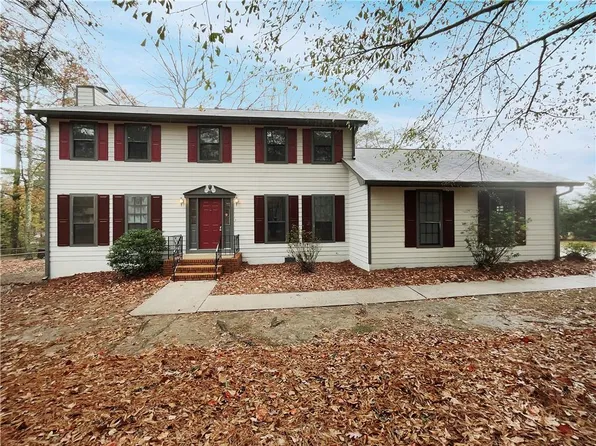 4173 S Martin Way, Lithia Springs, GA 30122