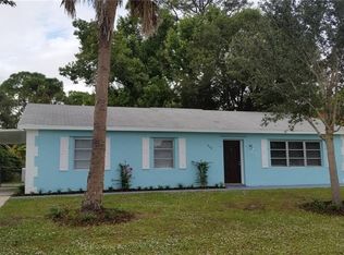 202 Columbus St, Sebastian, FL 32958