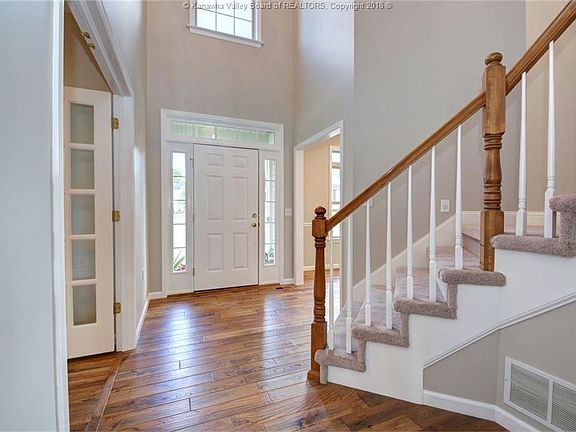 3rd image of 328 Plantation Dr