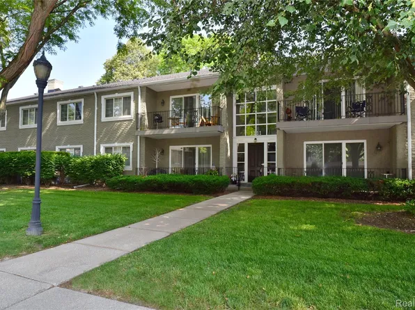 1111 N Old Woodward Ave Unit 13, Birmingham, MI 48009