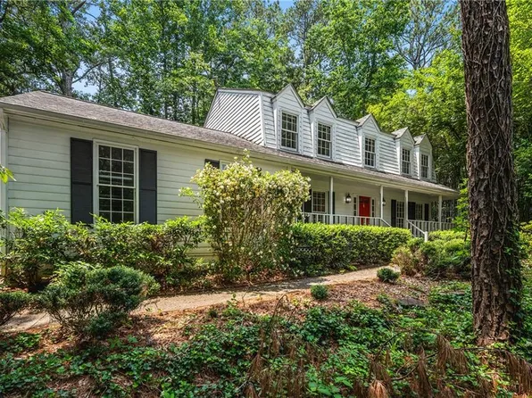 1229 Colony Cir, Marietta, GA 30068