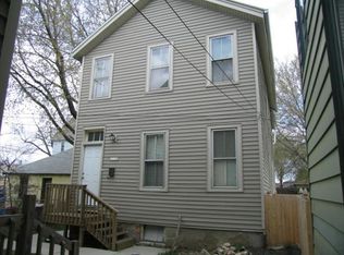 1010 E Clarke St #B, Milwaukee, WI 53212