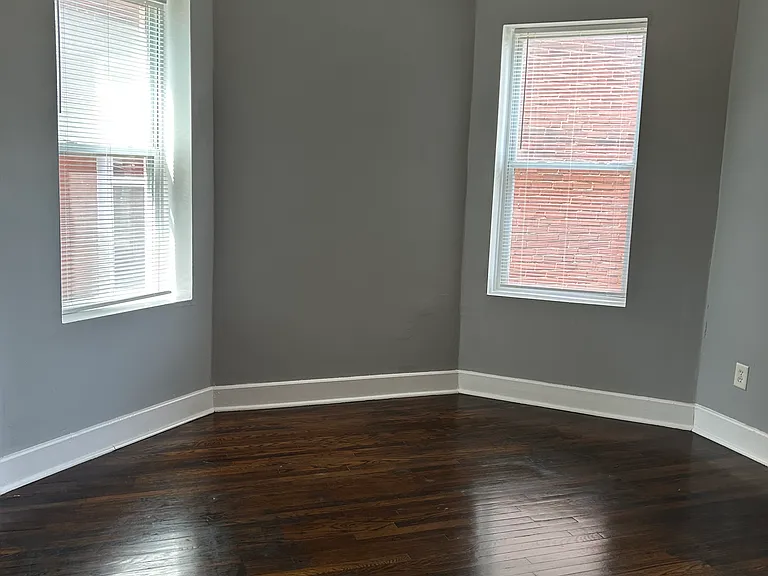 5934 Plymouth Ave — Photo 8
