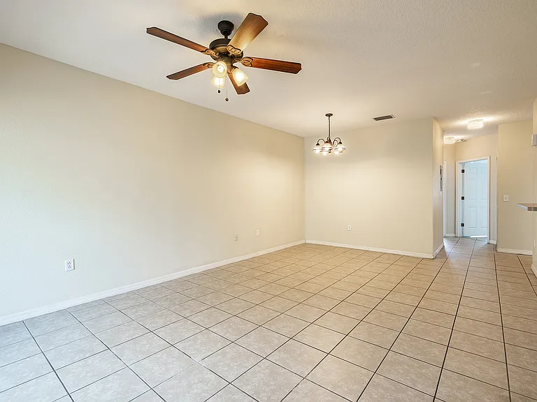 9506 Amberdale Ct #202 — Photo 10