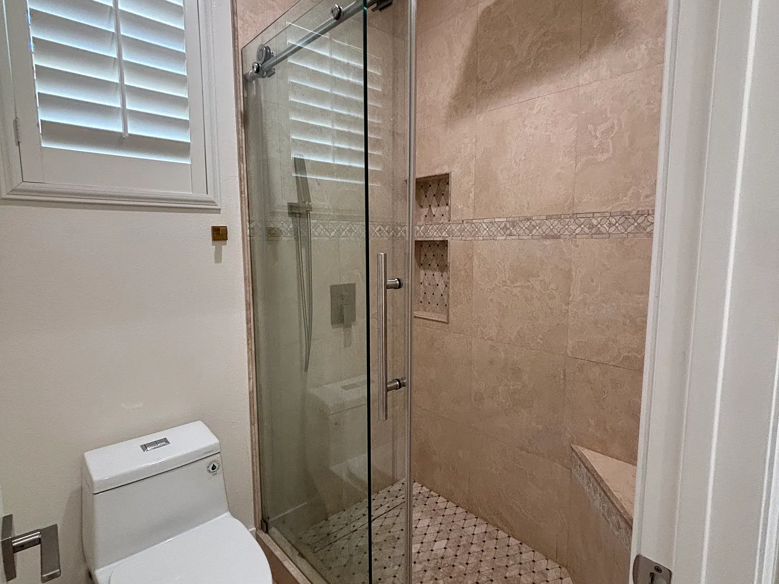 2 bed, 600 sqft, $1,700 — Photo 4