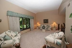 2nd image of 1510 Greenbriar Dr