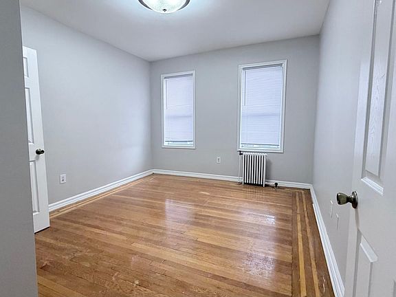 5th image of 27 Kensington Ave #41E