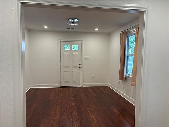 4th image of 3657 Derbigny St