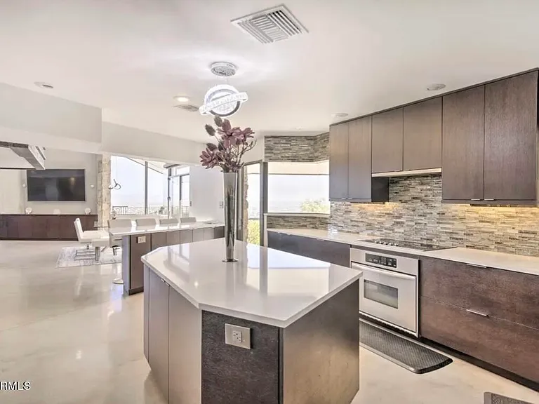 6010 E Cholla Ln — Photo 52