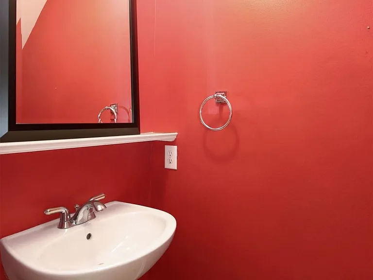 1409 Anita St — Photo 13