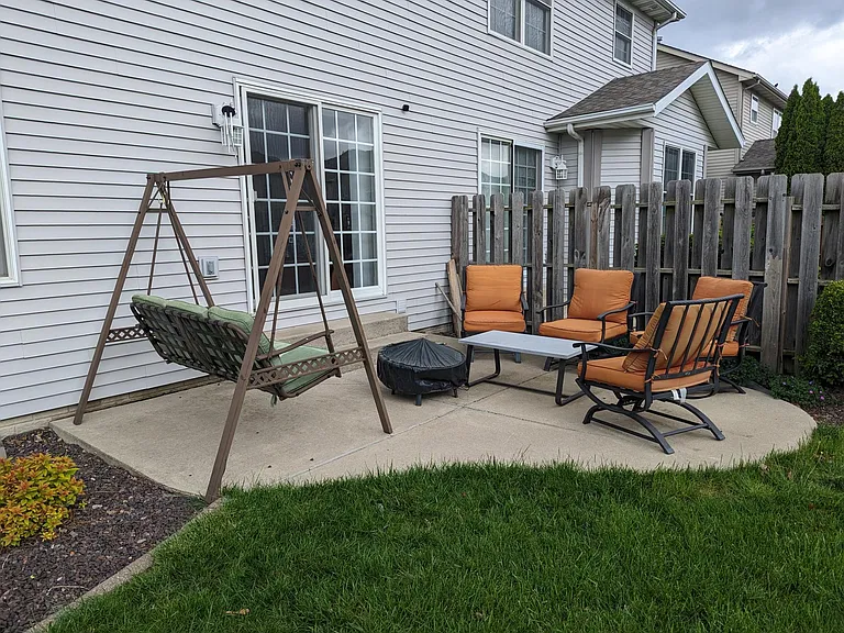 1196 Onyx Ln — Photo 23