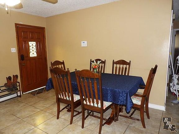5th image of 221 Kellie Dr
