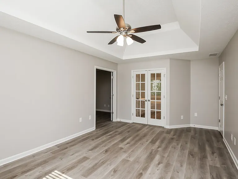1448 Christiana Dr — Photo 8