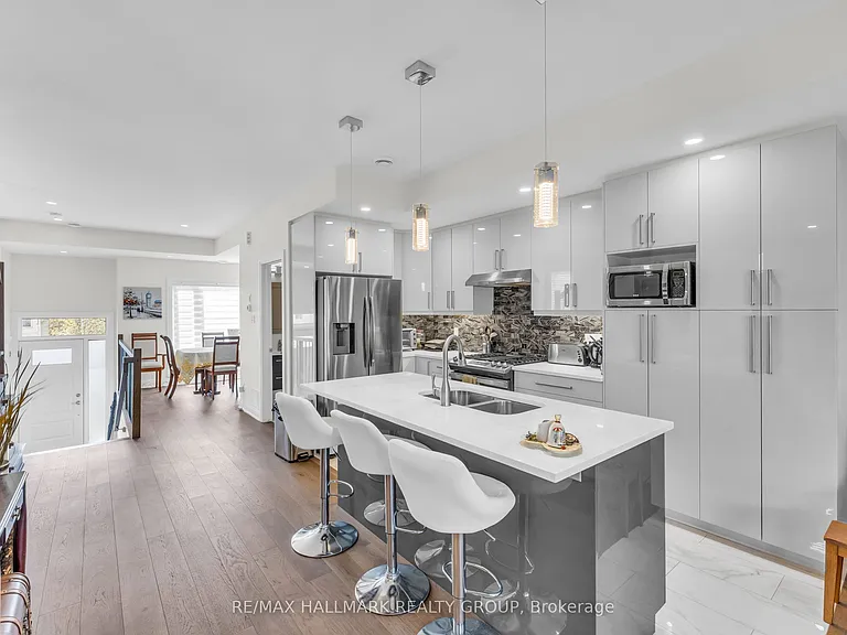 163 Longpre St — Photo 8