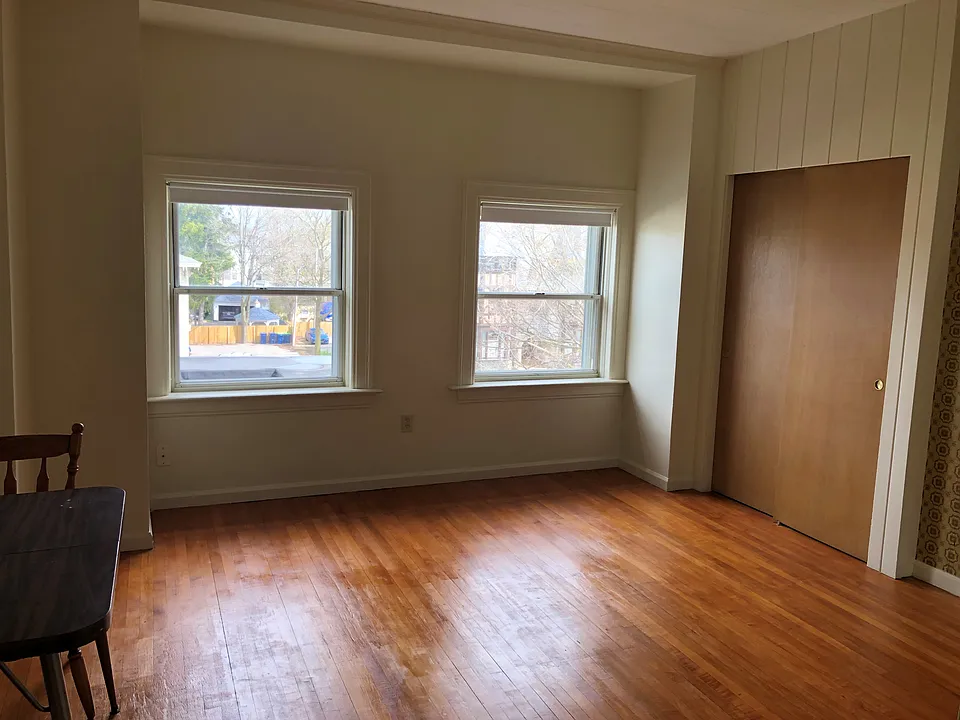 1200 Center Ave #15