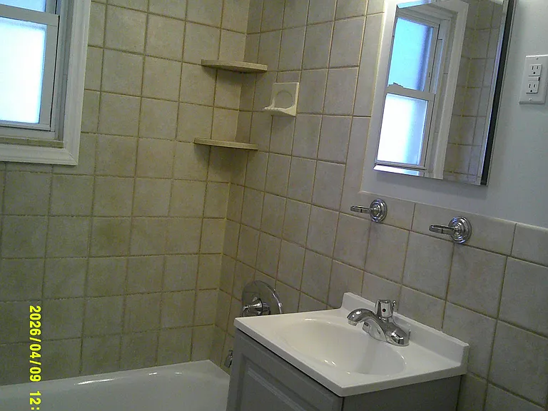 7 Bashford Ave #B — Photo 13