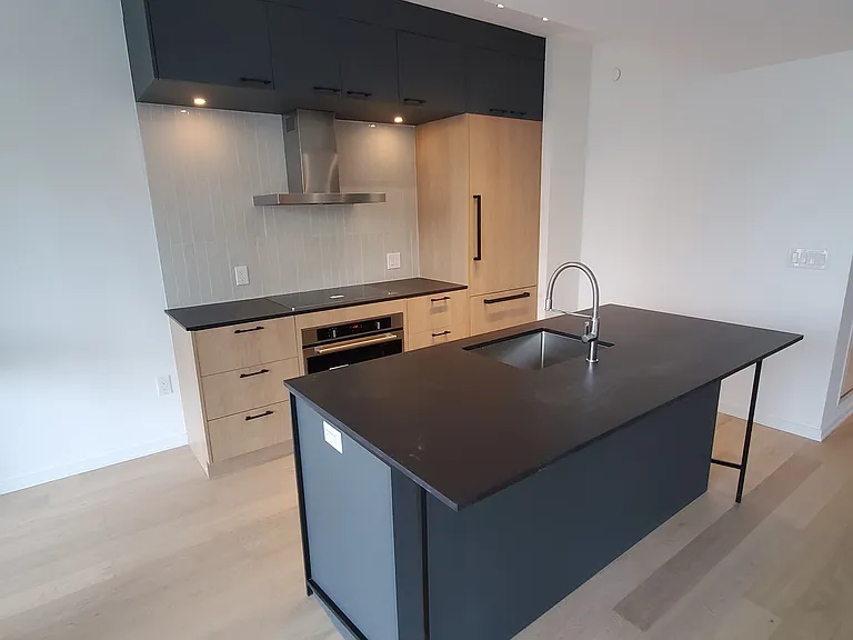 41 Dovercourt Rd #710 — Photo 4