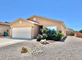 4730 Raptor Rd NE, Rio Rancho, NM 87144