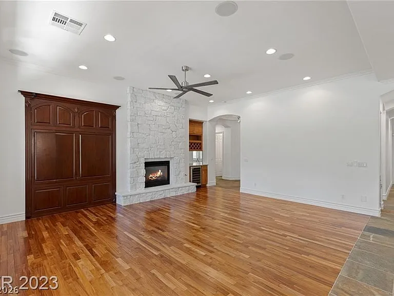 1447 Foothills Village Dr — Photo 15