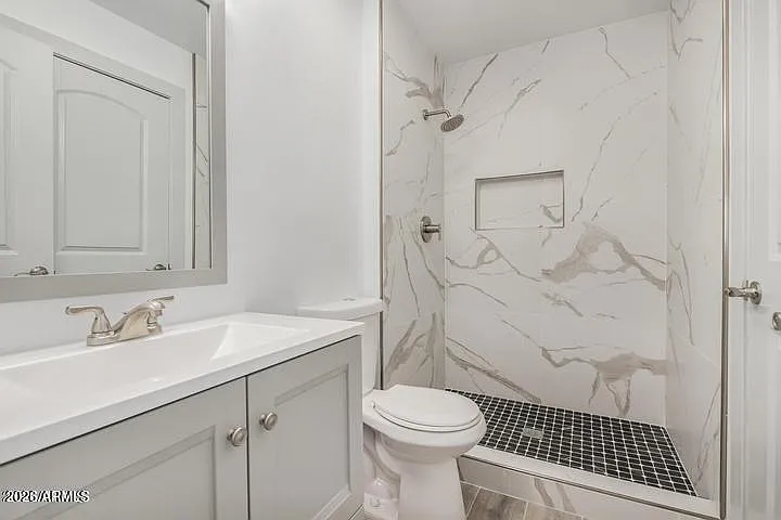 1008 W Watson Dr — Photo 23