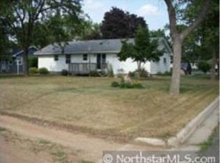 658 Jefferson St S, Shakopee, MN 55379