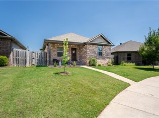 3704 SW Capstone Ct, Bentonville, AR 72712