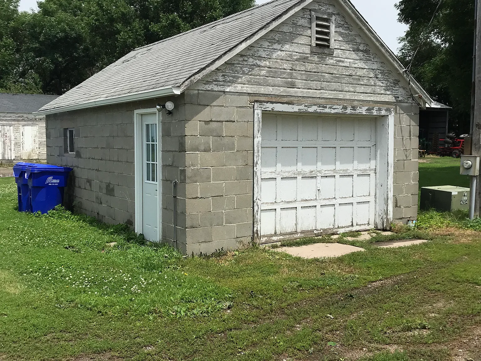 3 bed, 1302 sqft, $2,000 — Photo 4