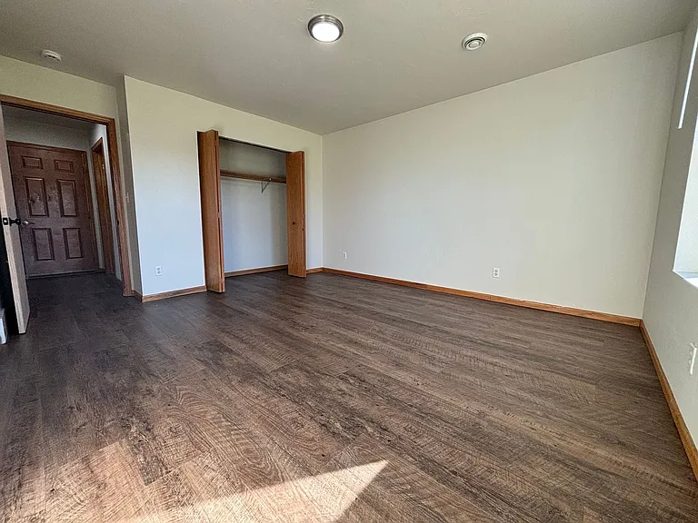 416 Pecor St — Photo 22