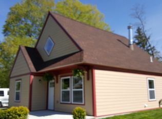 214 Dutton St, Eaton Rapids, MI 48827