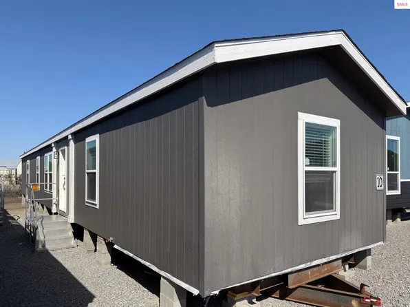 195 Davis Rd, Sagle, ID 83860