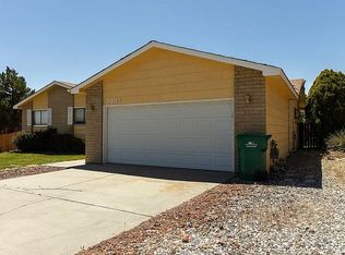 3105 N Mesa Dr, Farmington, NM 87401