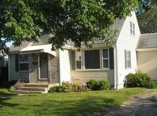 207 Foote St, Barrington, RI 02806