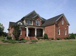 4104 Bankstone Rd, Raleigh, NC 27603