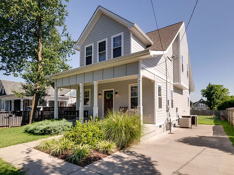 508 Morton Ave — Photo 28