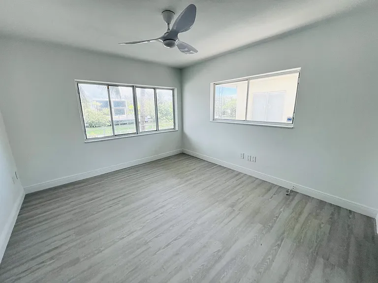 2035 Calais Dr #10 — Photo 13