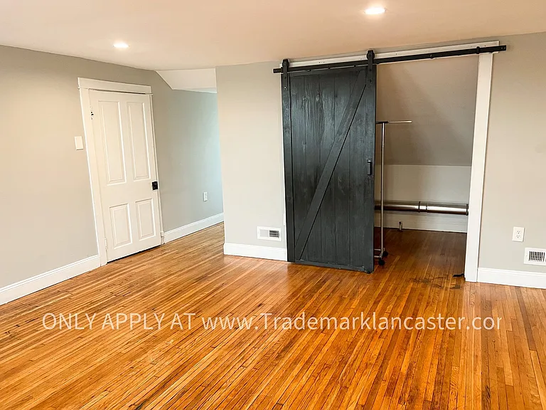 318 N Duke St #5 — Photo 13