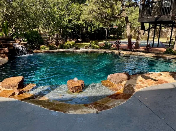 104 Kendall Rdg, Boerne, TX 78015