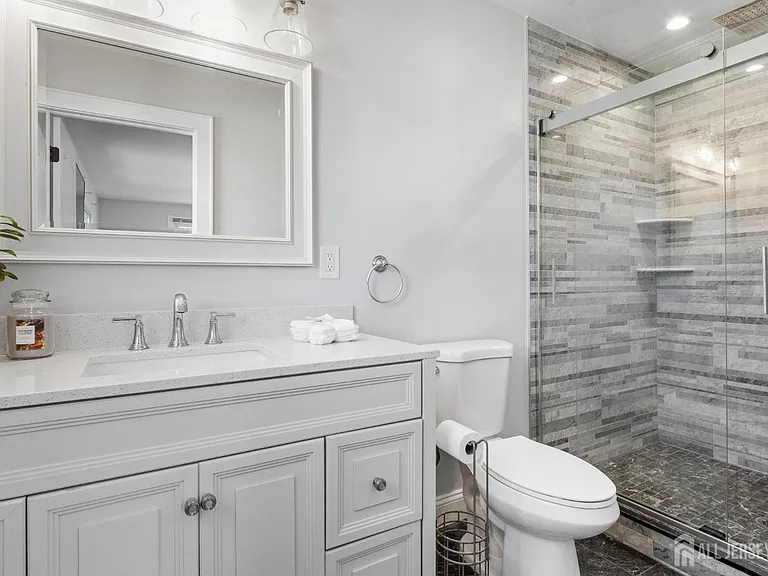 22 Arcadia Pl #B — Photo 29
