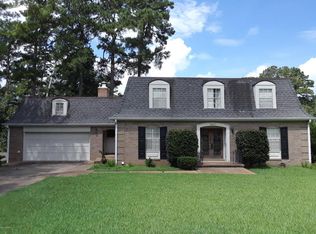 4927 3rd Pl, Meridian, MS 39305
