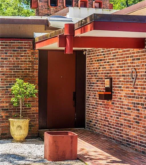 9 Park Island Dr — Photo 6