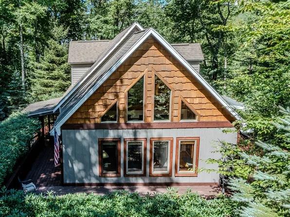 243 Greenbriar Road, Beech Mountain, NC 28604