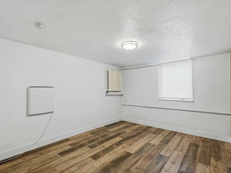 2736 Madison Ave — Photo 15