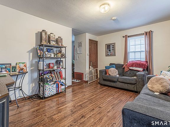 5th image of 113 Waddell Road