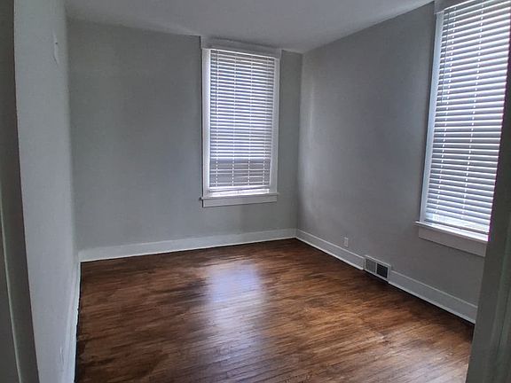 2nd image of 185 Columbus St #1