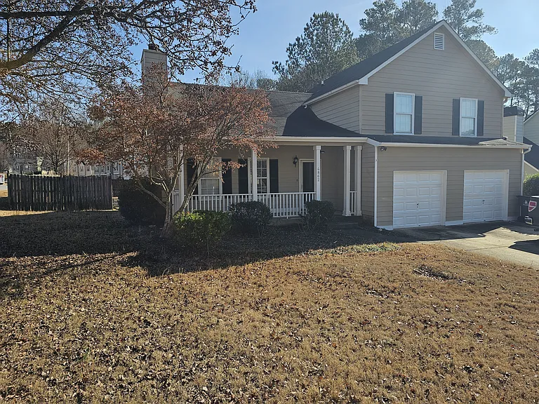4862 Lake Park Ln — Photo 2