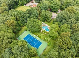 22 September Ln, Weston, CT 06883