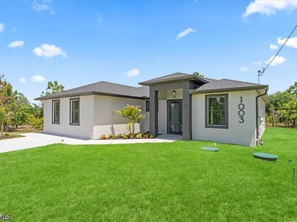 1003 Elgin St, Lehigh Acres, FL 33974