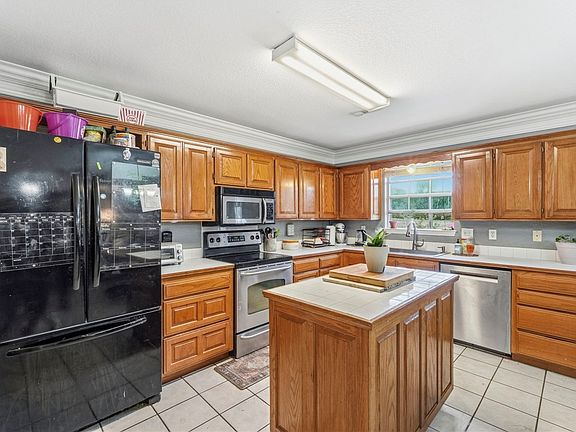 5th image of 2701 W Easy St