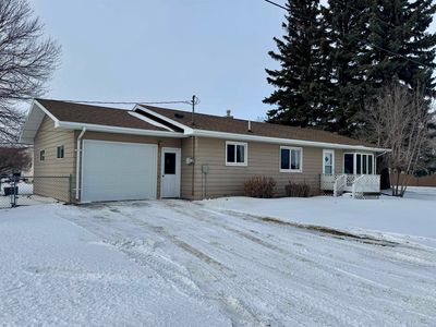 105 3rd Ave NE, Mohall, ND, 58761